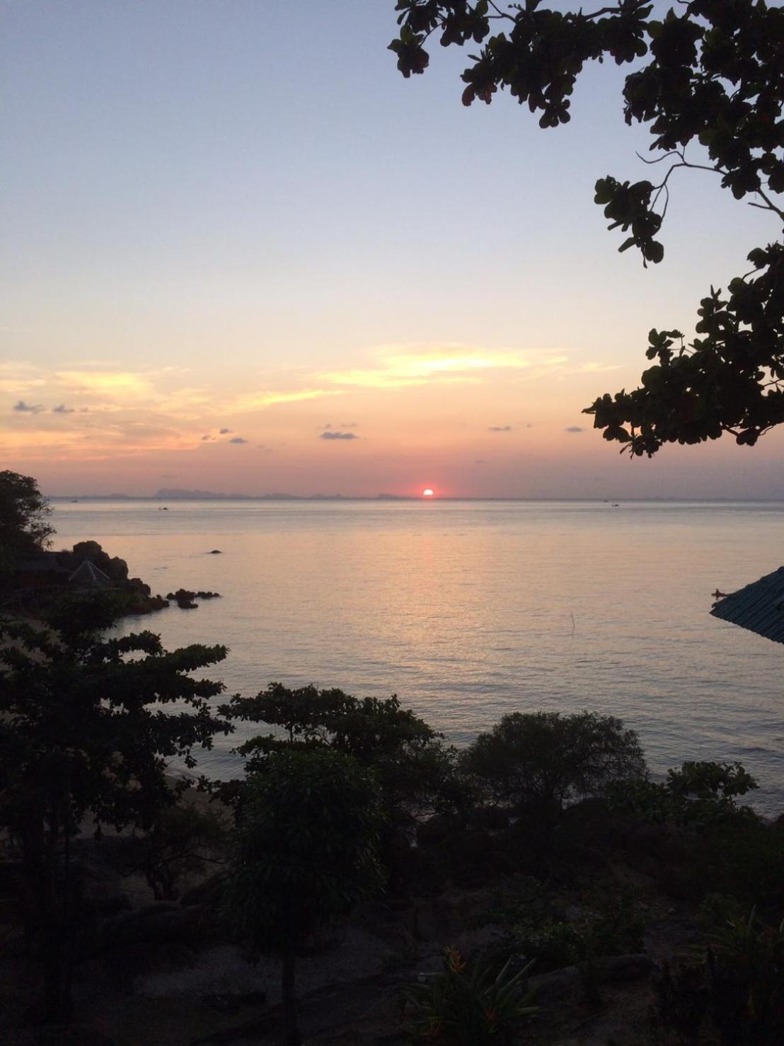 Dragon Hut Resort Haad Yao Εξωτερικό φωτογραφία